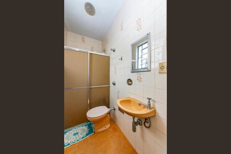 Casa à venda com 550m², 5 quartos e 4 vagas Casa à venda com 550m², 5 quartos e 4 vagasQuarto de Serviço