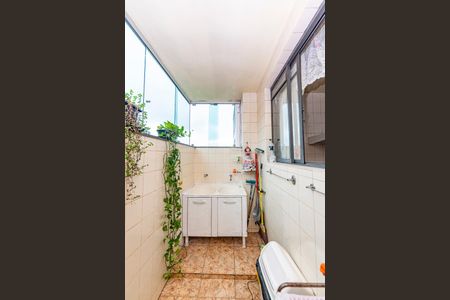 Casa à venda com 550m², 5 quartos e 4 vagas Casa à venda com 550m², 5 quartos e 4 vagasÁrea de Serviço