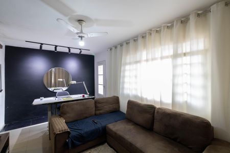 Casa para alugar com 62m², 1 quarto e sem vagaSala