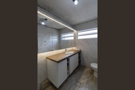 Casa para alugar com 62m², 1 quarto e sem vagaBanheiro