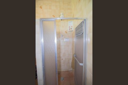 Casa para alugar com 120m², 3 quartos e 2 vagasBanheiro Social