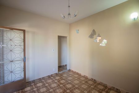 Sala de casa para alugar com 3 quartos, 120m² em Raul Veiga, São Gonçalo