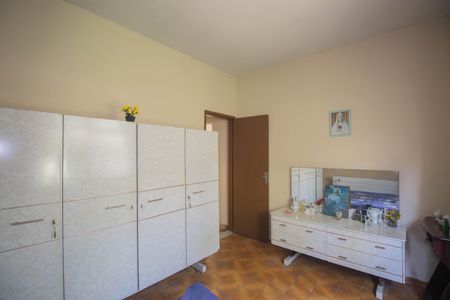 Casa para alugar com 120m², 3 quartos e 2 vagasQuarto 1