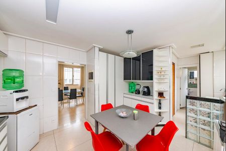 Apartamento para alugar com 140m², 3 quartos e 2 vagasCozinha