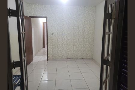 Casa para alugar com 100m², 2 quartos e 1 vagaQuarto