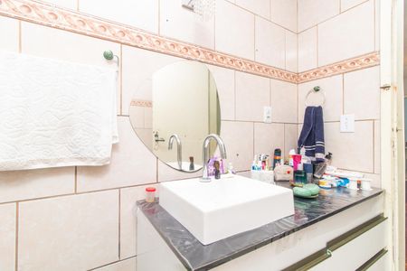 Casa à venda com 1000m², 3 quartos e 4 vagas Casa à venda com 1000m², 3 quartos e 4 vagasBanheiro