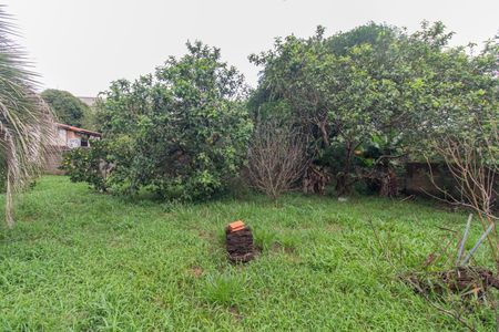 Casa à venda com 1000m², 3 quartos e 4 vagas Casa à venda com 1000m², 3 quartos e 4 vagasQuintal