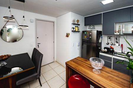 Apartamento à venda com 2 quartos, 50m² em Serrano, Belo Horizonte