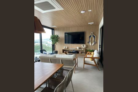 Sala de casa de condomínio à venda com 4 quartos, 650m² em Residencial Tambore Iii, Santana de Parnaíba