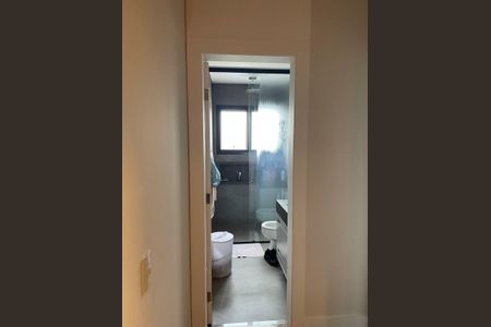 Banheiro de casa de condomínio à venda com 4 quartos, 650m² em Residencial Tambore Iii, Santana de Parnaíba