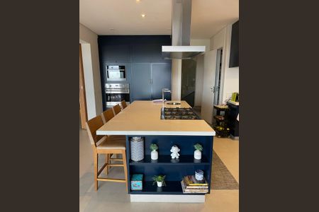 Cozinha de casa de condomínio à venda com 4 quartos, 650m² em Residencial Tambore Iii, Santana de Parnaíba