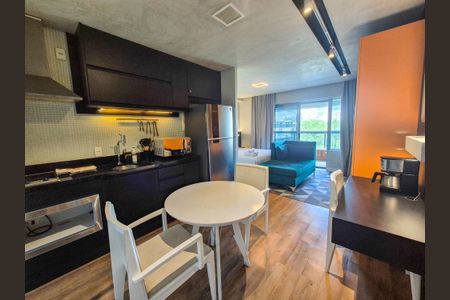 Apartamento para alugar com 39m², 1 quarto e 1 vaga Apartamento para alugar com 39m², 1 quarto e 1 vagaCozinha