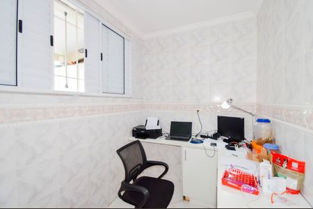 Casa à venda com 207m², 3 quartos e 2 vagasÁrea de Serviço - Quarto de Serviço 