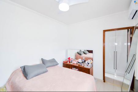 Casa à venda com 207m², 3 quartos e 2 vagasQuarto 2