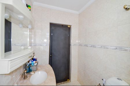 Casa à venda com 207m², 3 quartos e 2 vagasBanheiro da Suíte
