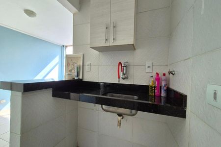 Cozinha  de apartamento para alugar com 1 quarto, 40m² em Centro, Campinas