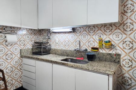 Apartamento à venda com 143m², 3 quartos e 2 vagasCozinha 