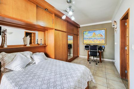 Apartamento à venda com 143m², 3 quartos e 2 vagasSuíte 