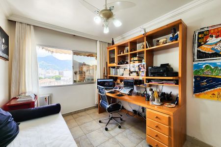 Apartamento à venda com 143m², 3 quartos e 2 vagasQuarto 1