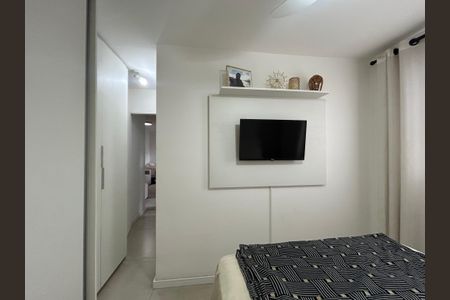 Apartamento à venda com 65m², 2 quartos e 1 vaga Apartamento à venda com 65m², 2 quartos e 1 vagaSuíte