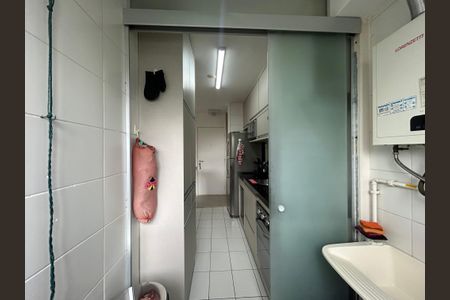 Apartamento à venda com 65m², 2 quartos e 1 vaga Apartamento à venda com 65m², 2 quartos e 1 vagaÁrea de Serviço