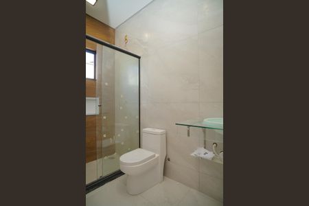 Casa de condomínio para alugar com 150m², 3 quartos e 3 vagasBanheiro Social