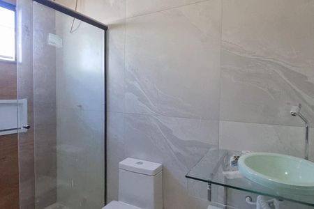 Casa de condomínio para alugar com 150m², 3 quartos e 3 vagasBanheiro Social