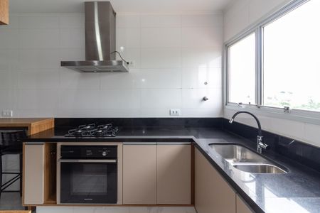 Apartamento à venda com 102m², 3 quartos e 2 vagasCozinha