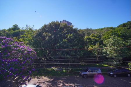 Sala 2 - Vista de casa para alugar com 5 quartos, 450m² em Vila Ipiranga, Porto Alegre