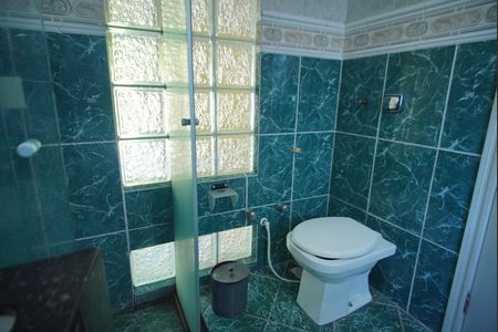 Casa à venda com 450m², 5 quartos e 3 vagasBanheiro da Suíte