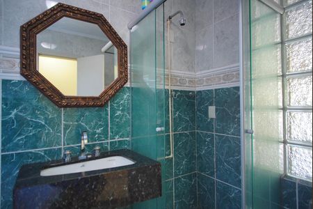 Casa à venda com 450m², 5 quartos e 3 vagasBanheiro da Suíte