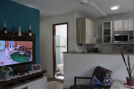 Sala de casa à venda com 2 quartos, 42m² em Pechincha, Rio de Janeiro