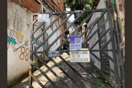 Casa à venda com 42m², 2 quartos e sem vagaPLACA INSTALADA