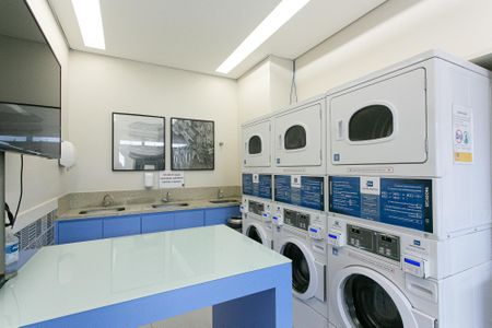 Apartamento à venda com 51m², 1 quarto e 1 vagaÁrea comum - Lavanderia