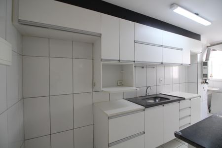 Apartamento para alugar com 55m², 2 quartos e 1 vagaCozinha