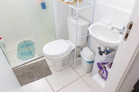 Apartamento para alugar com 48m², 2 quartos e 1 vaga Apartamento para alugar com 48m², 2 quartos e 1 vagaBanheiro