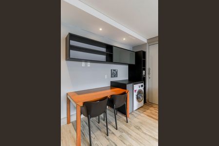 Sala de apartamento para alugar com 1 quarto, 51m² em Brooklin, São Paulo