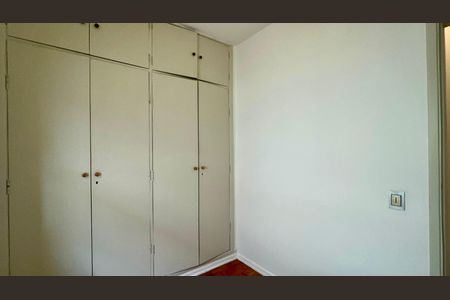 Casa para alugar com 180m², 3 quartos e 2 vagasQuarto 2