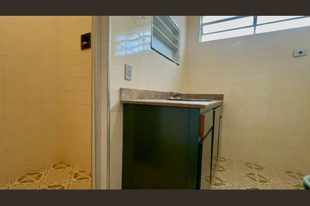 Casa para alugar com 180m², 3 quartos e 2 vagasBanheiro