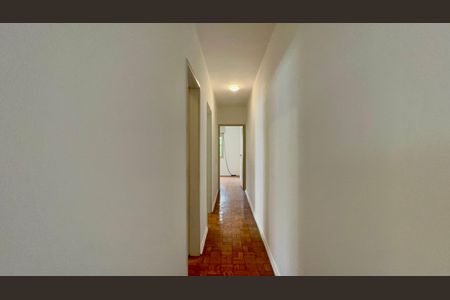 Casa para alugar com 180m², 3 quartos e 2 vagasCorredor