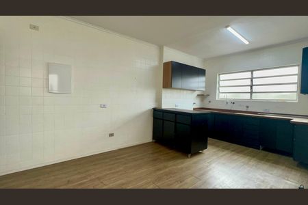 Casa para alugar com 180m², 3 quartos e 2 vagasCozinha