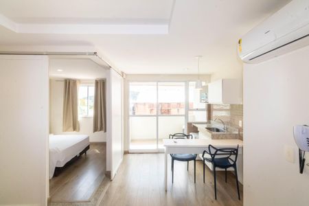 Studio para alugar com 32m², 2 quartos e 1 vagaSala/Cozinha