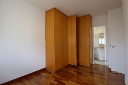 Apartamento para alugar com 94m², 2 quartos e 2 vagasQuarto 2 - Suíte