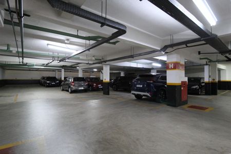 Apartamento para alugar com 94m², 2 quartos e 2 vagasGaragem