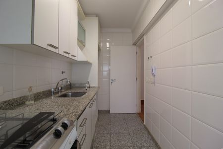 Apartamento para alugar com 94m², 2 quartos e 2 vagasCozinha
