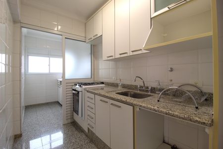 Apartamento para alugar com 94m², 2 quartos e 2 vagasCozinha