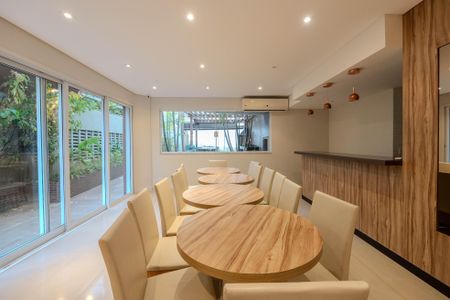 Apartamento à venda com 51m², 1 quarto e 1 vaga Apartamento à venda com 51m², 1 quarto e 1 vagaÁrea comum - Salão de festas