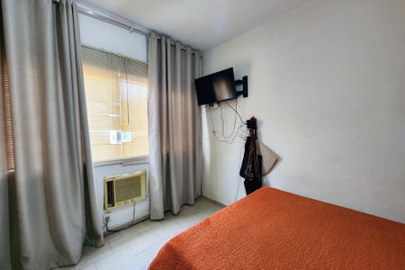Apartamento à venda com 77m², 2 quartos e 1 vagaQuarto 2