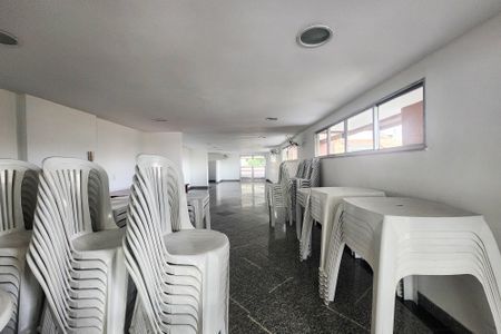 Apartamento à venda com 77m², 2 quartos e 1 vagaÁrea Comum 