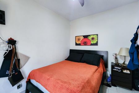 Apartamento à venda com 77m², 2 quartos e 1 vagaQuarto 2